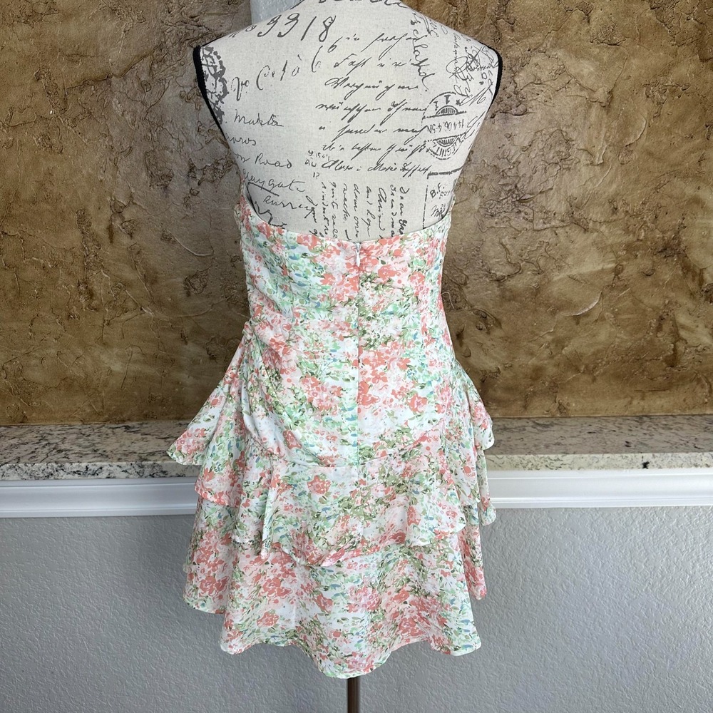Selfie Leslie Dress Medium Ruffle Tiered Ruched Strapless Floral Pink Cottage - Picture 6 of 12
